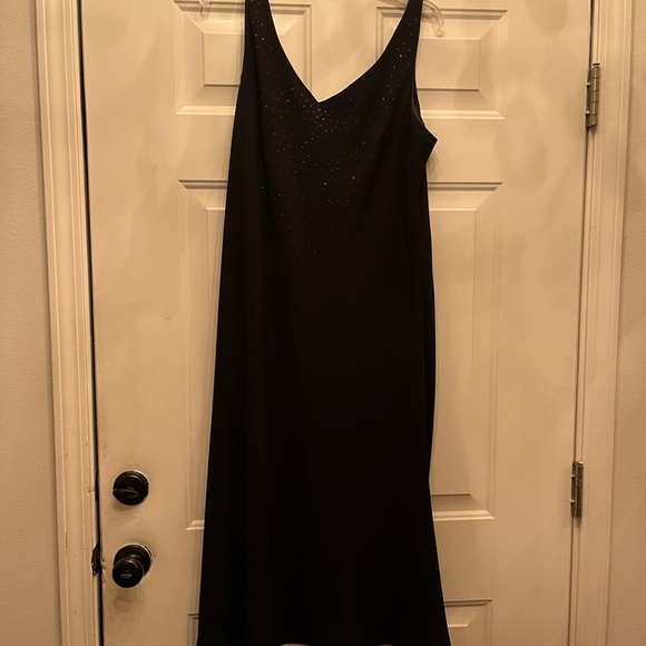 Virgo black cocktail dress - Picture 5 of 5